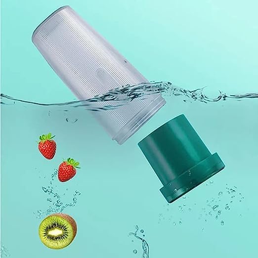 Portable mini juicer blender